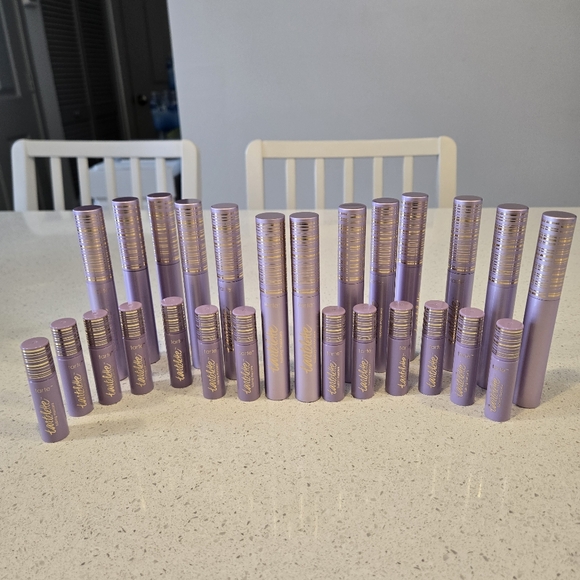 Tarte mascara, bundle of 4, two full, 2 travel sized - Picture 3 of 3